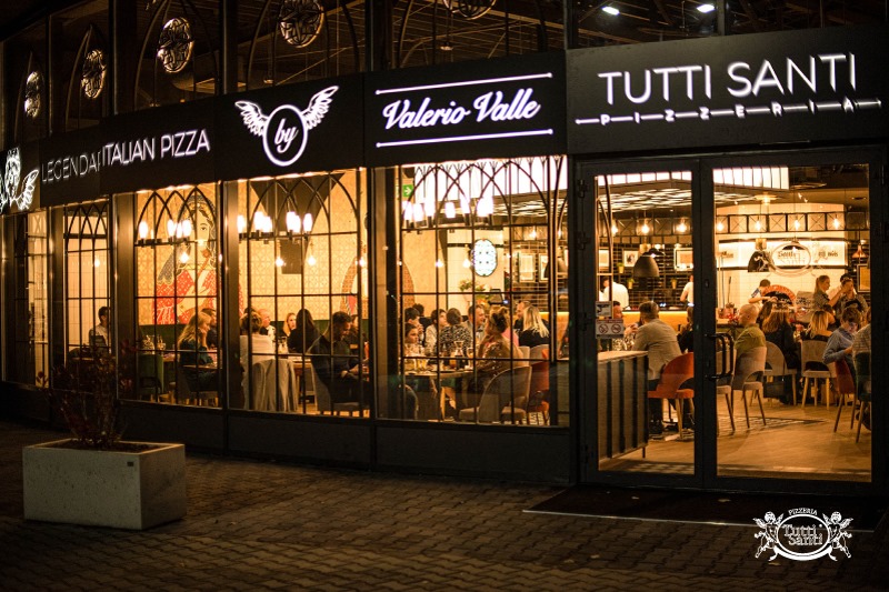 Valerio Valle inaugura la nuova pizzeria TUTTI SANTI a Lubin(Polonia)