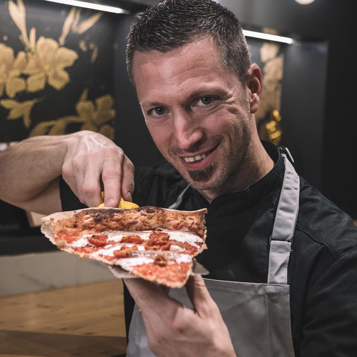 Nasce la SLICE italiana , la pizza tonda da 50cm tutta italiana